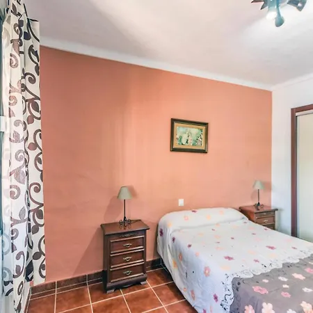 Three-bedroom Holiday In