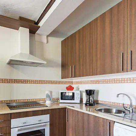 Tatil Evi Three-bedroom Holiday In Nerja