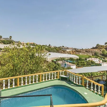 Three-bedroom Holiday In Tatil Evi