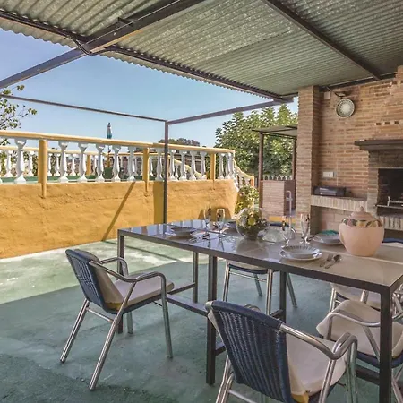 Tatil Evi Three-bedroom Holiday In