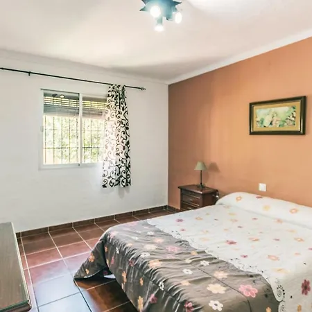 Tatil Evi Three-bedroom Holiday In *
