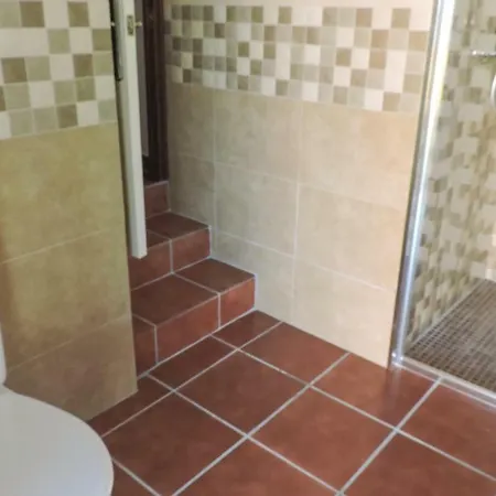 Three-bedroom Holiday In * Nerja